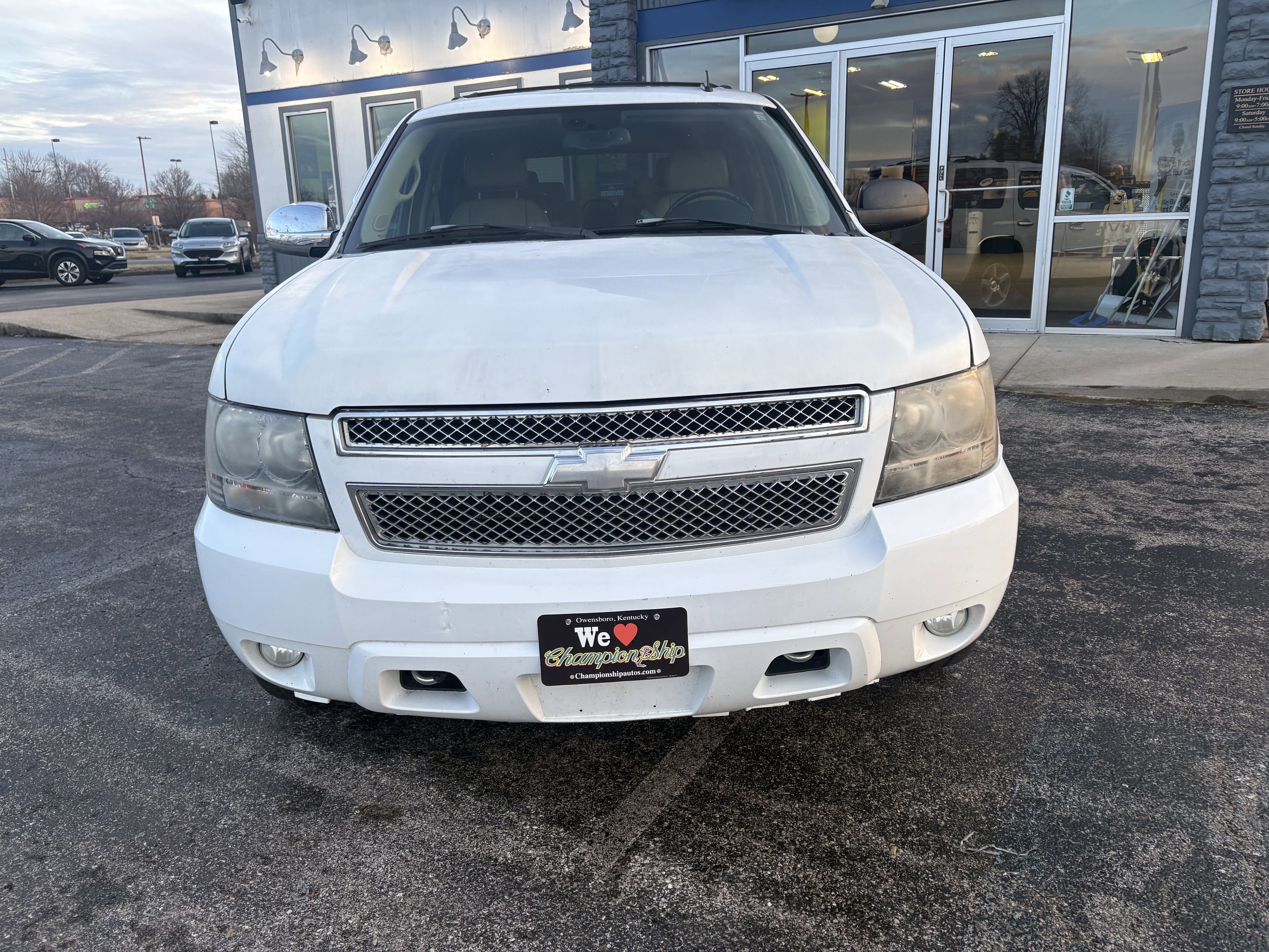 Used 2007 Chevrolet Tahoe LTZ w/ LTZ Preferred Equipment Group image 3