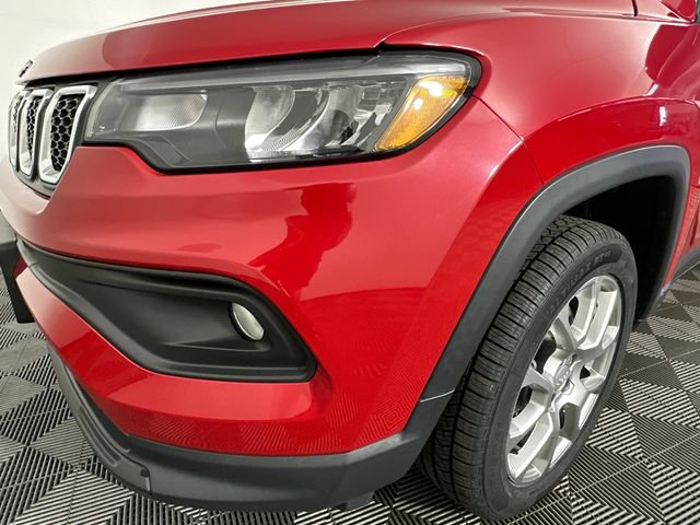 Used 2023 Jeep Compass Latitude AWD/4WD image 27