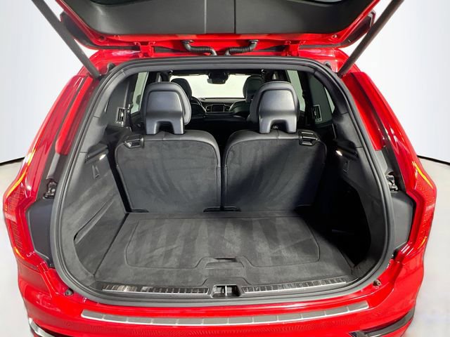 Used 2016 Volvo XC90 T6 R-Design w/ Protection Package Plus image 28