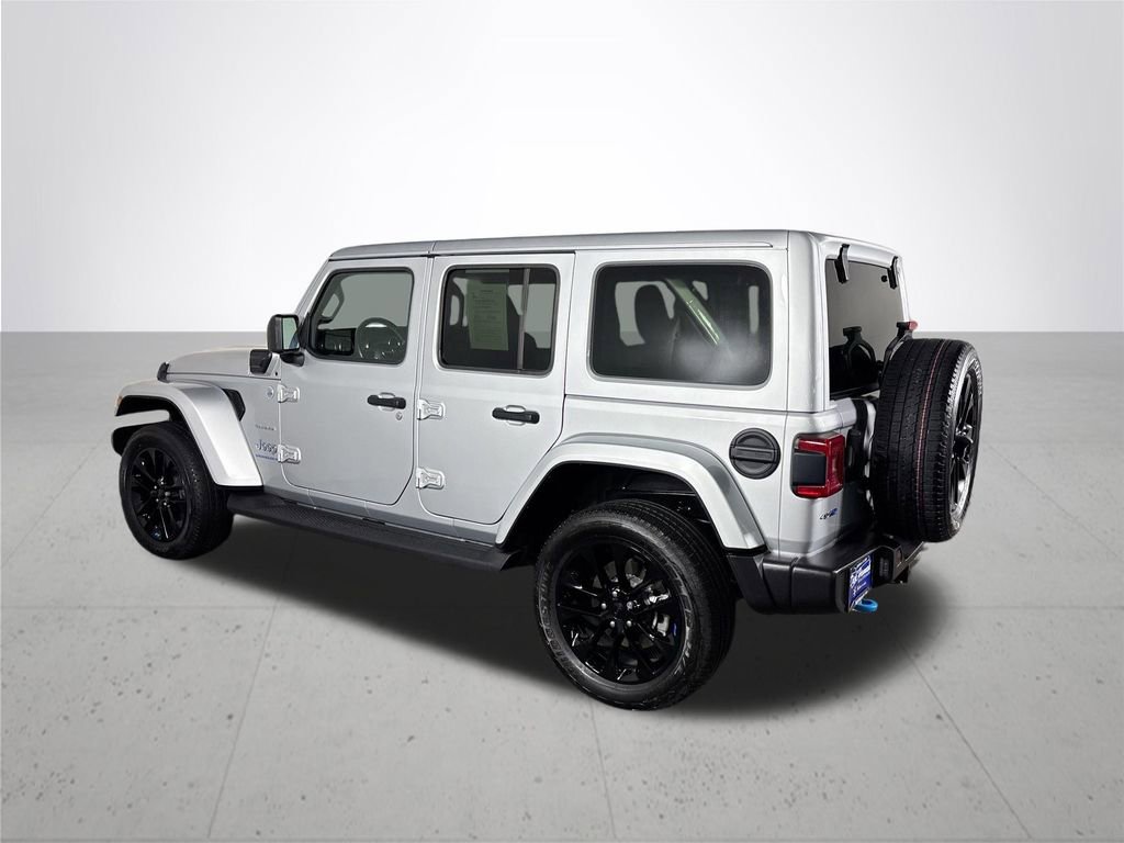 Certified 2023 Jeep Wrangler Unlimited Sahara w/ Cold Weather Group image 9