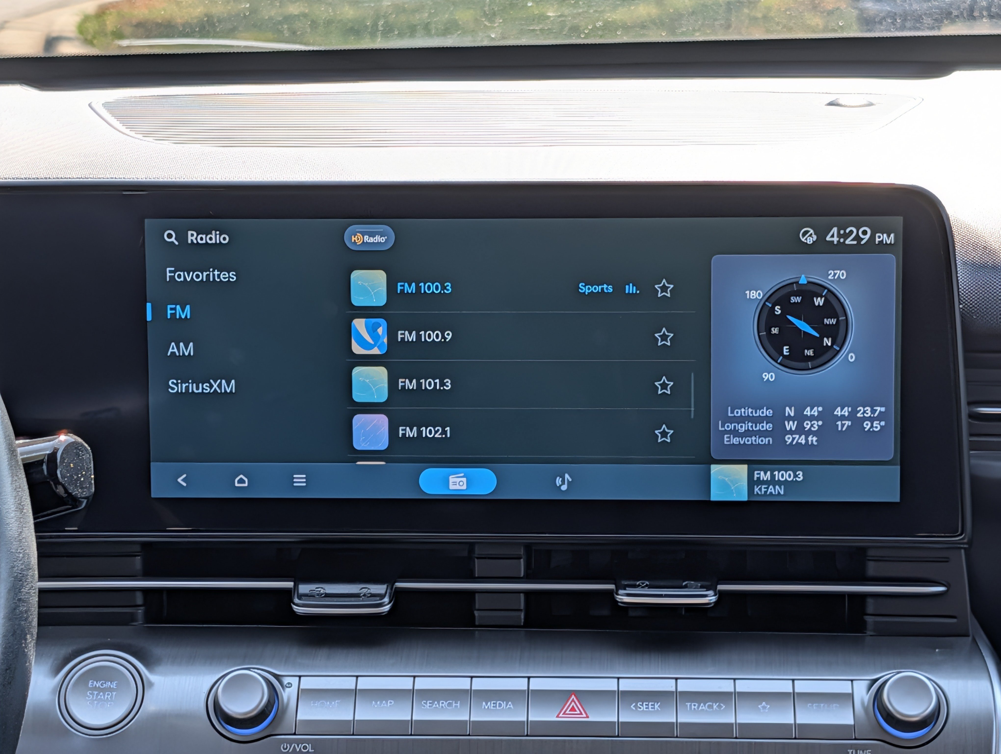 Used 2024 Hyundai Kona SEL FWD image 30