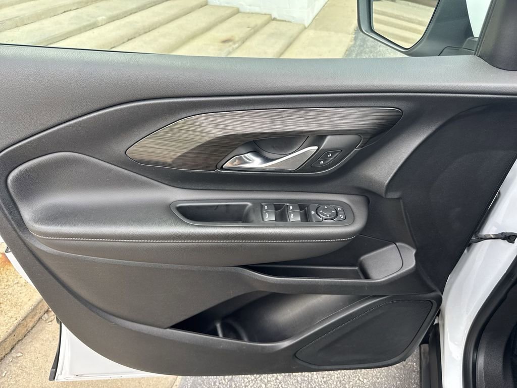 Certified 2022 GMC Terrain SLE w/ Driver Convenience Package image 22