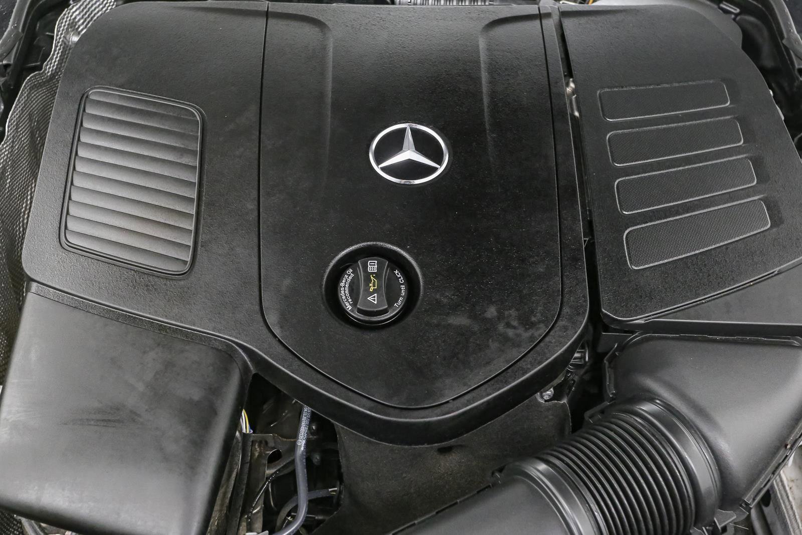 Used 2023 Mercedes-Benz C 300 4MATIC Sedan image 16