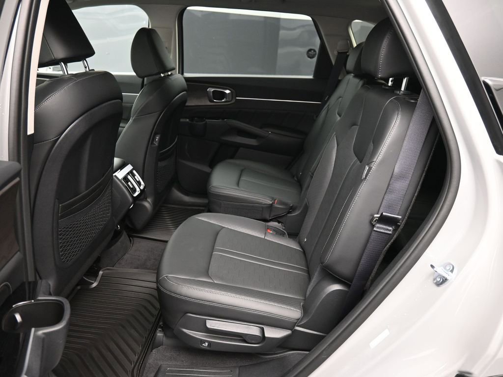 New 2025 Kia Sorento SX image 22
