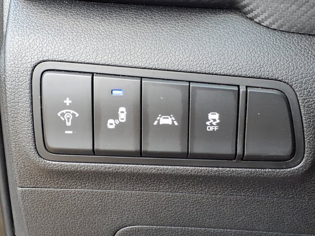 Used 2021 Hyundai Tucson Value FWD image 21
