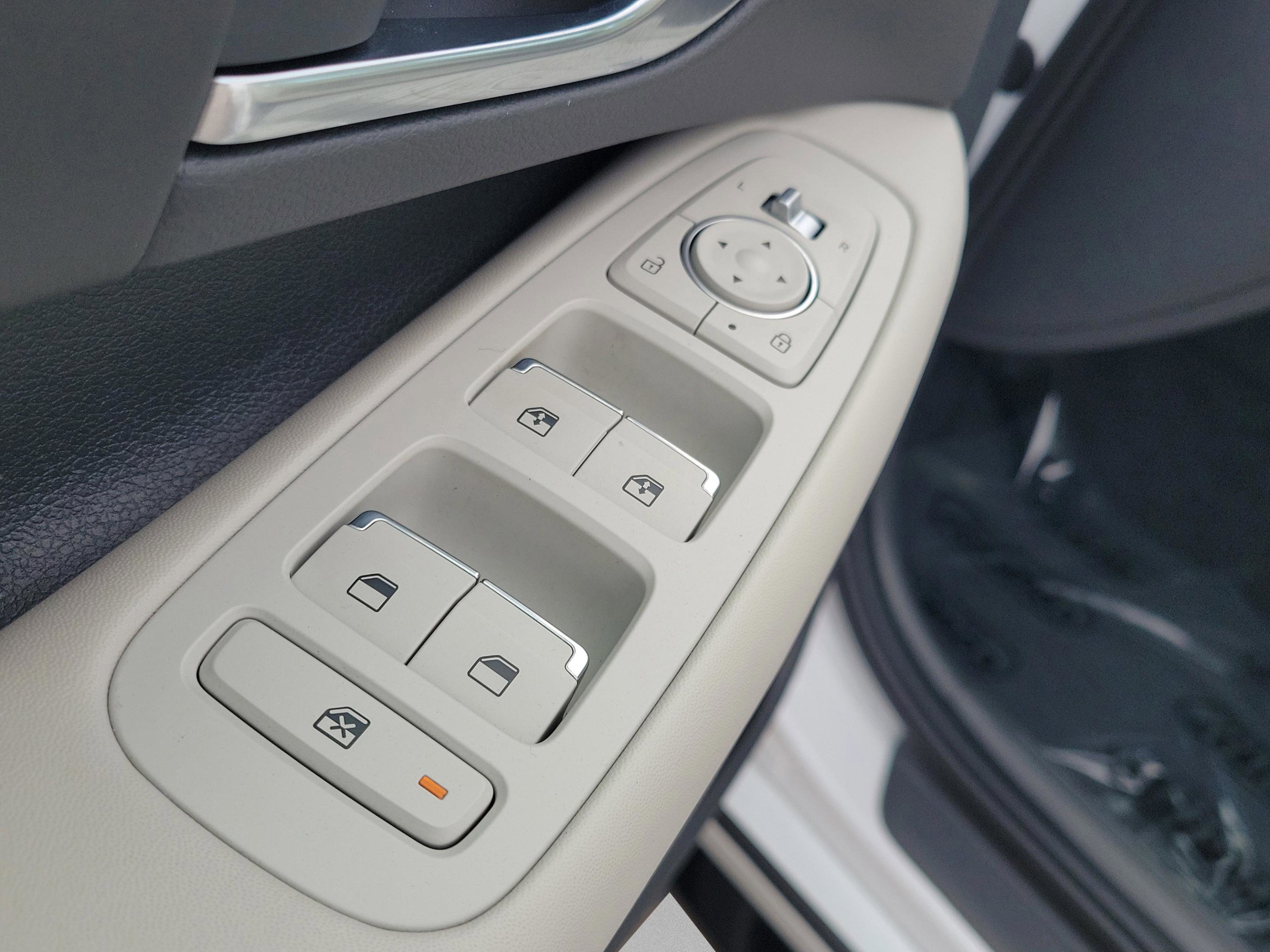 Used 2023 Hyundai Sonata SEL w/ Convenience Package image 17