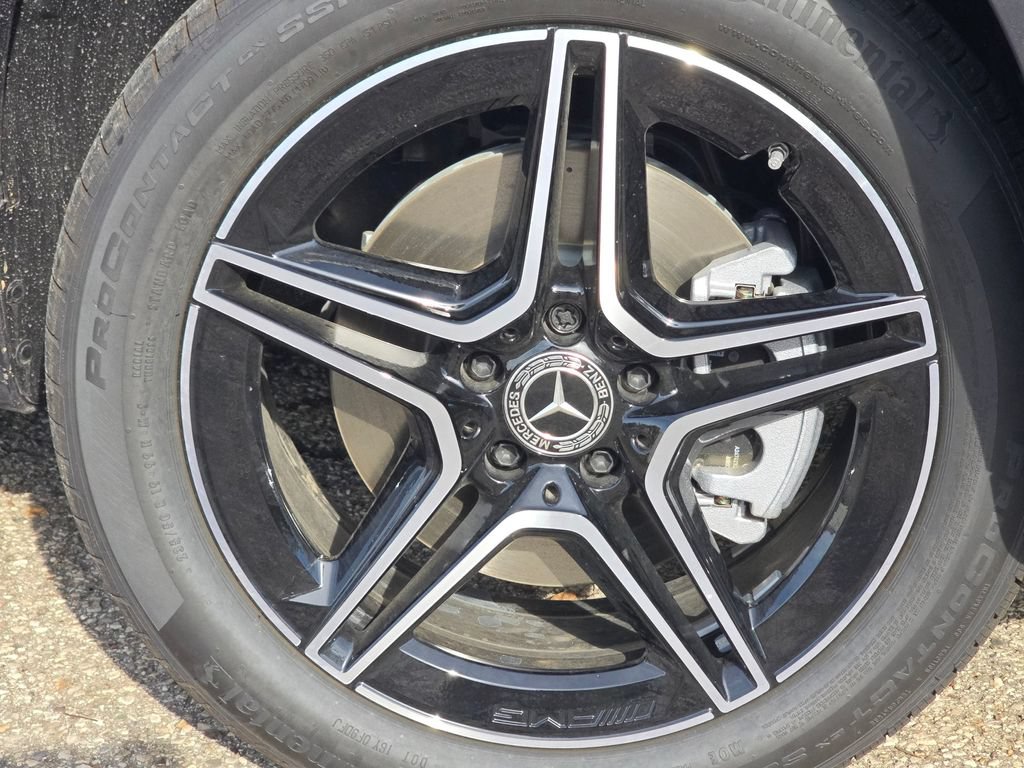 New 2026 Mercedes-Benz GLB 250 4MATIC image 10