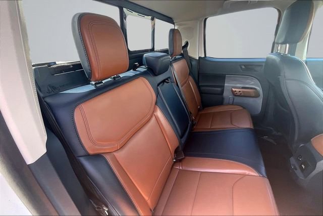 Used 2022 Ford Maverick Lariat w/ Lariat Luxury Package FWD image 27