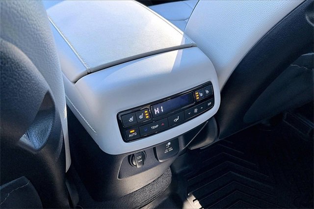 Used 2025 Hyundai Palisade Limited image 10