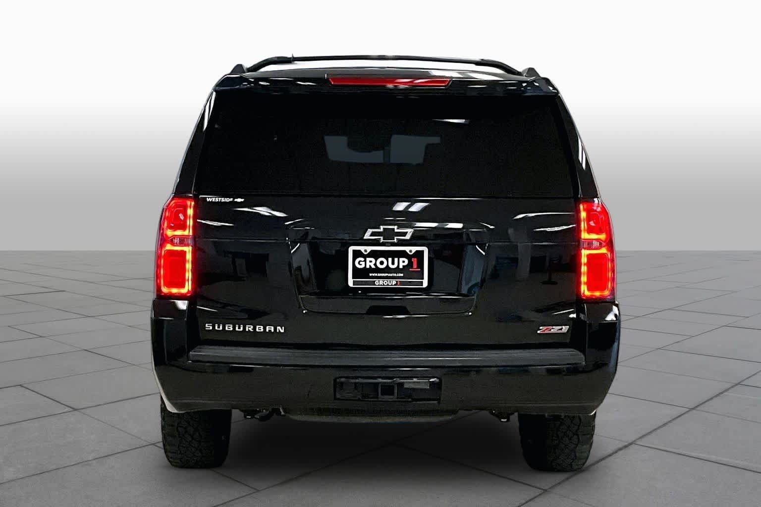 Used 2020 Chevrolet Suburban LT AWD/4WD image 4