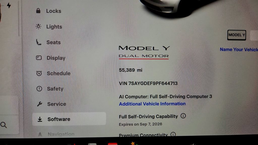 Used 2023 Tesla Model Y Performance AWD/4WD image 14