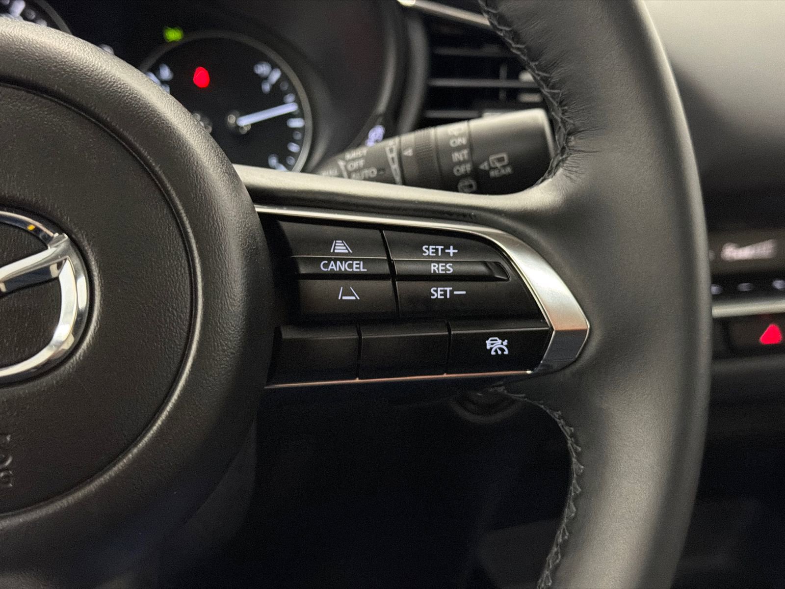 Certified 2025 MAZDA CX-30 AWD 2.5 S w/ Premium Package image 21