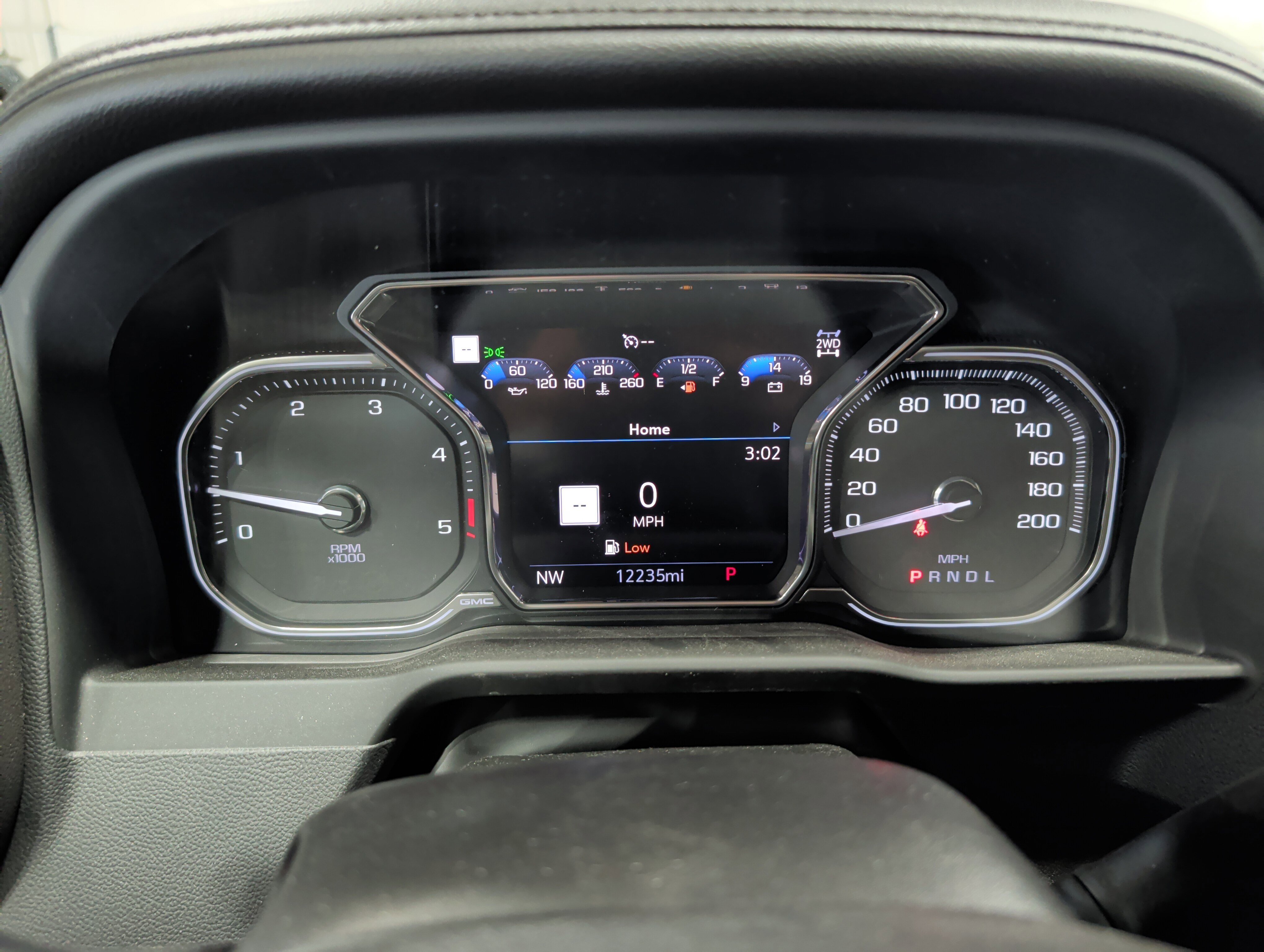 Used 2023 GMC Sierra 2500 Denali image 9