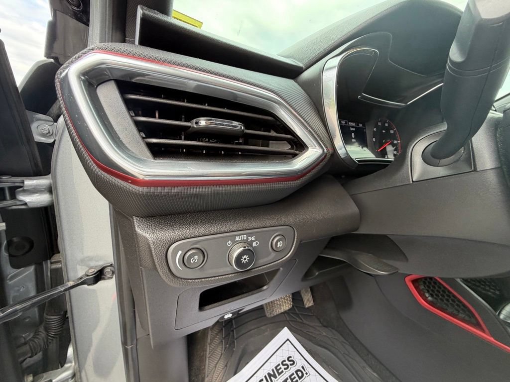 Used 2023 Chevrolet TrailBlazer RS AWD/4WD image 22
