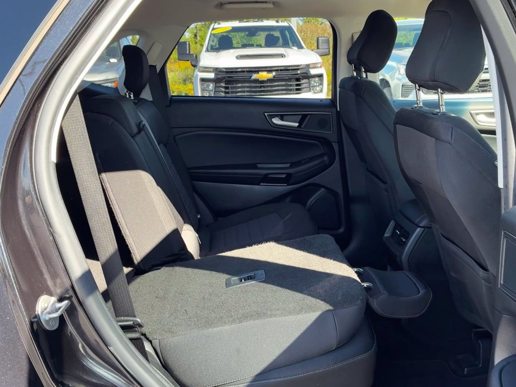 Used 2020 Ford Edge SE AWD/4WD image 27