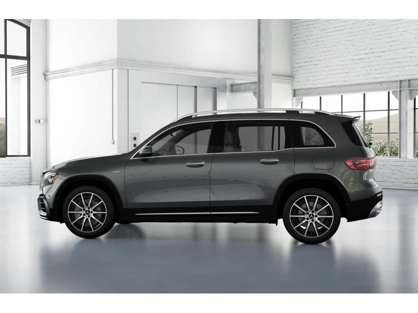 Used 2025 Mercedes-Benz GLB 35 AMG 4MATIC image 32