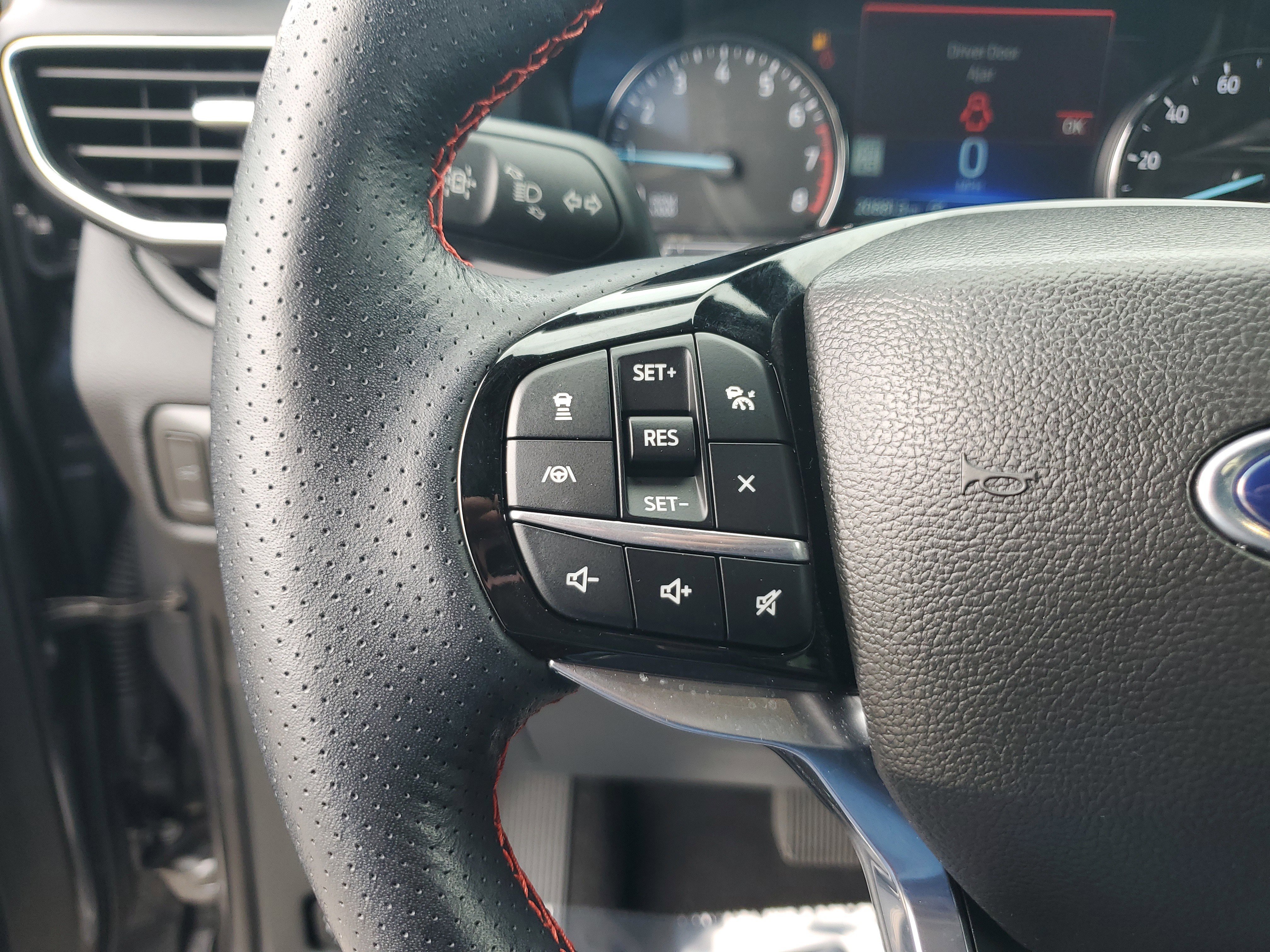 Used 2023 Ford Explorer ST-Line w/ Class IV Trailer Tow Package image 23