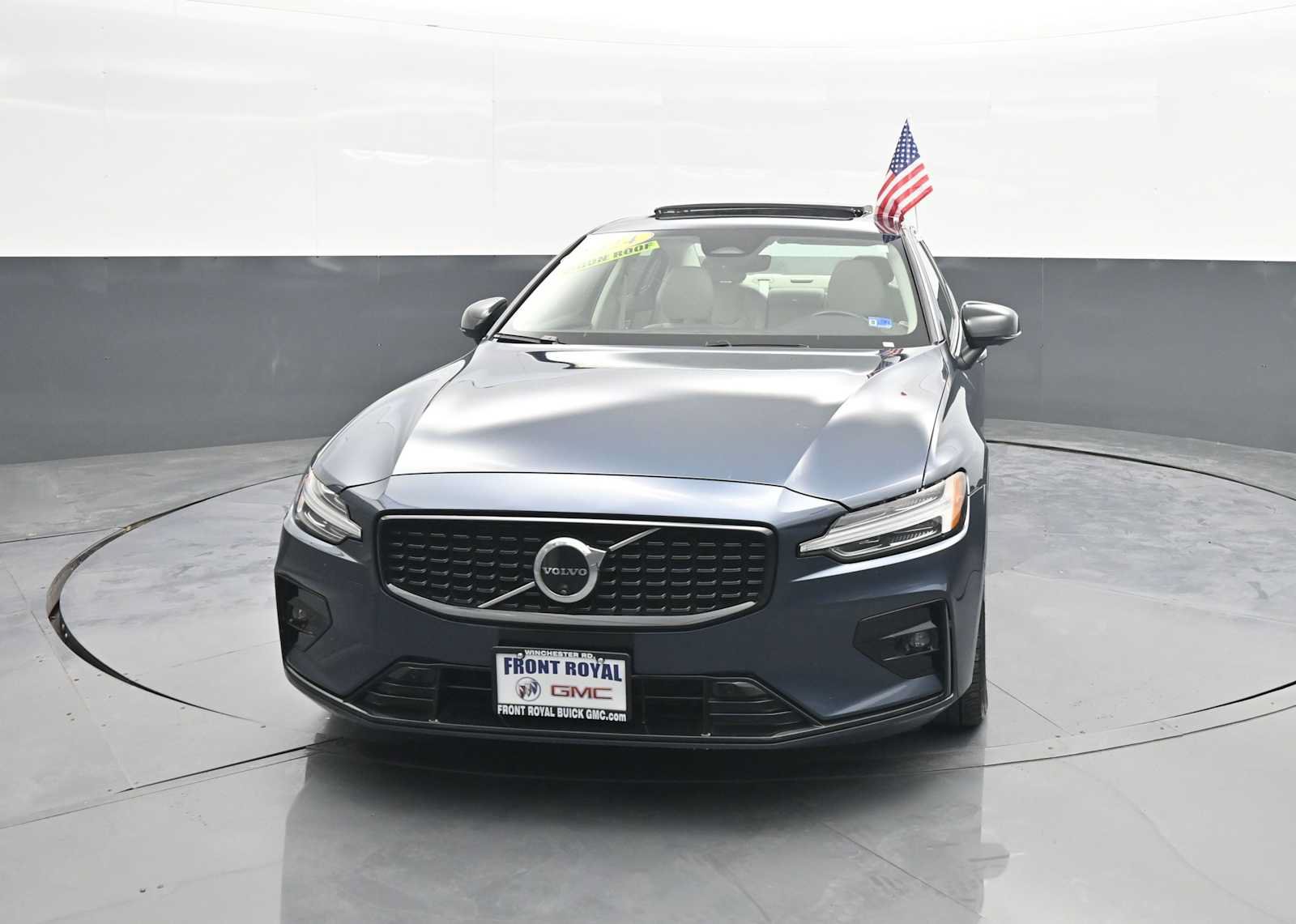 Used 2024 Volvo S60 B5 Plus AWD/4WD image 3