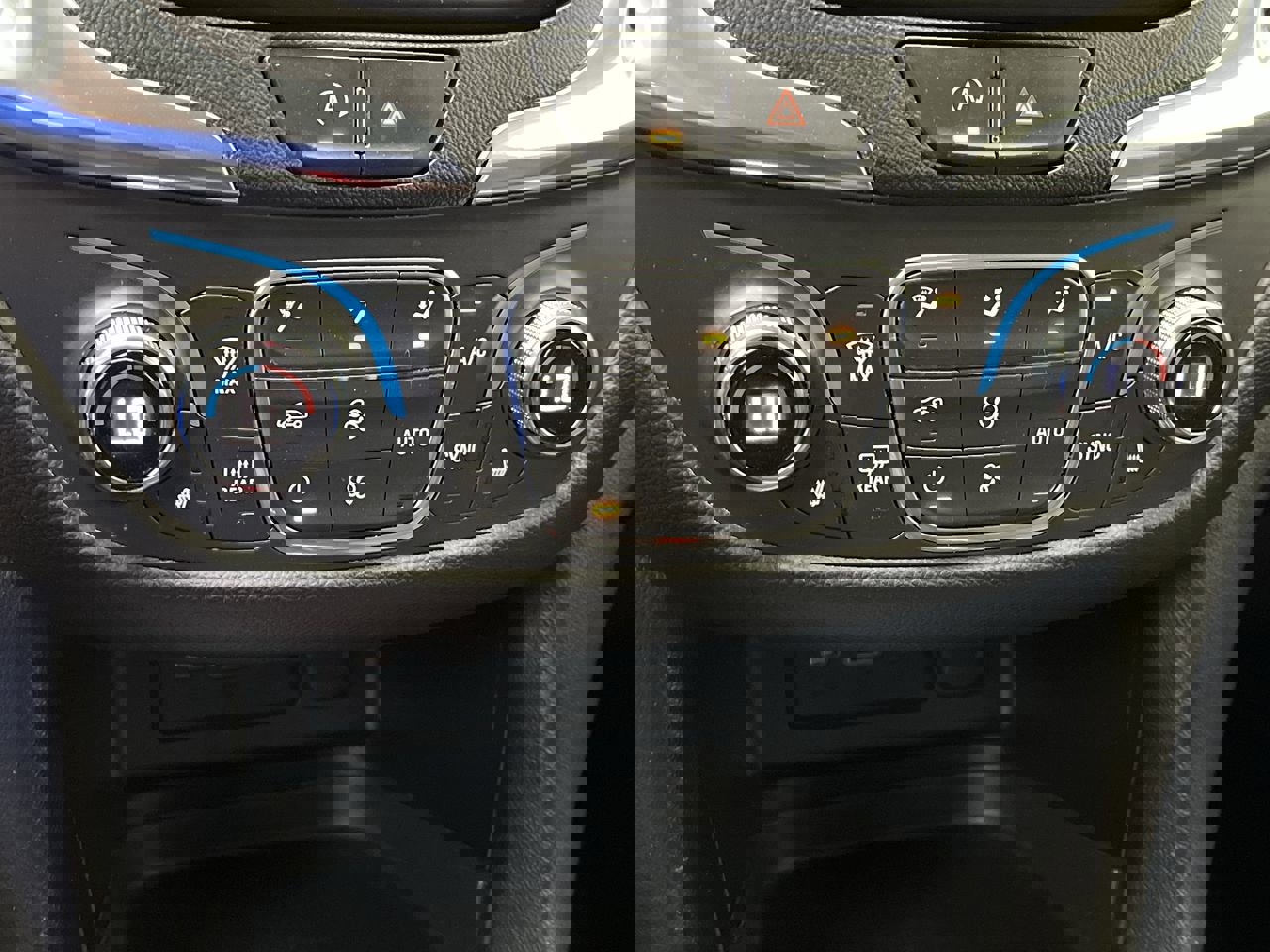 Used 2022 Chevrolet Equinox LT image 20