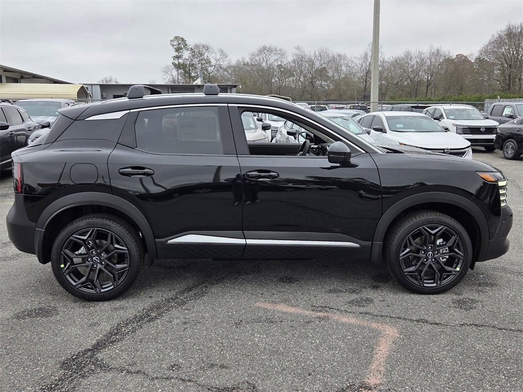 New 2026 Nissan Kicks SR image 11