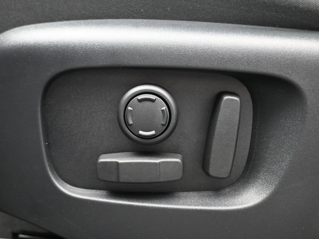 New 2026 Land Rover Range Rover Evoque S image 21