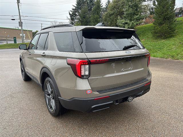 New 2027 Ford Explorer ST-Line w/ Premium Package AWD/4WD image 2