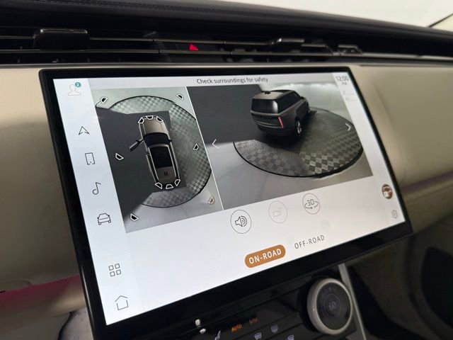 Used 2023 Land Rover Range Rover SV image 16