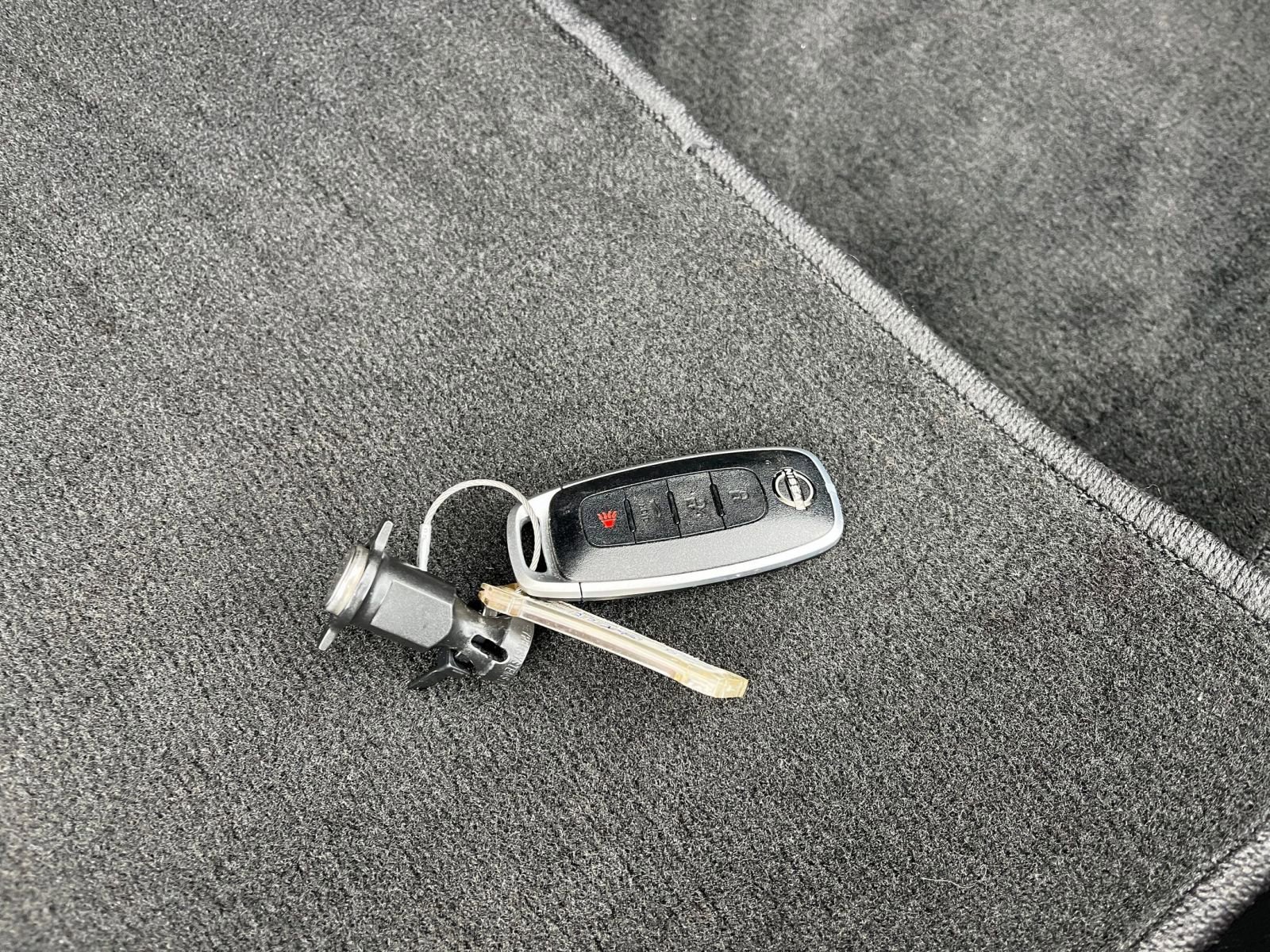 Used 2025 Nissan Sentra SV image 21