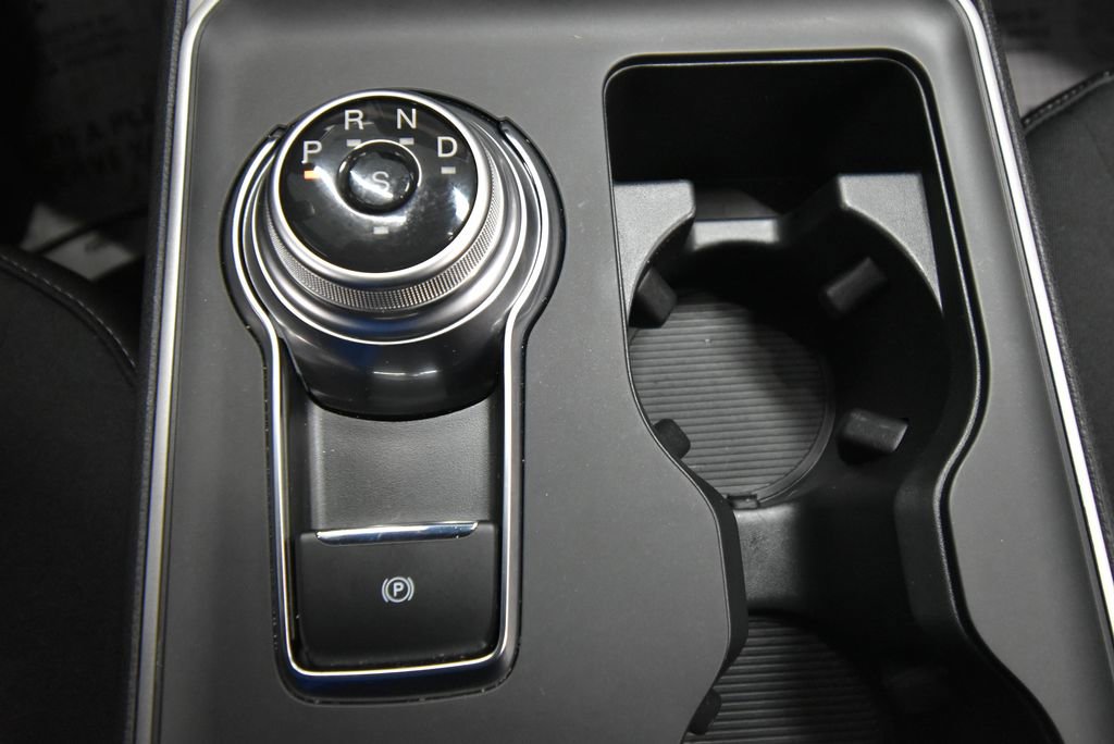 Used 2024 Ford Edge SE AWD/4WD image 16