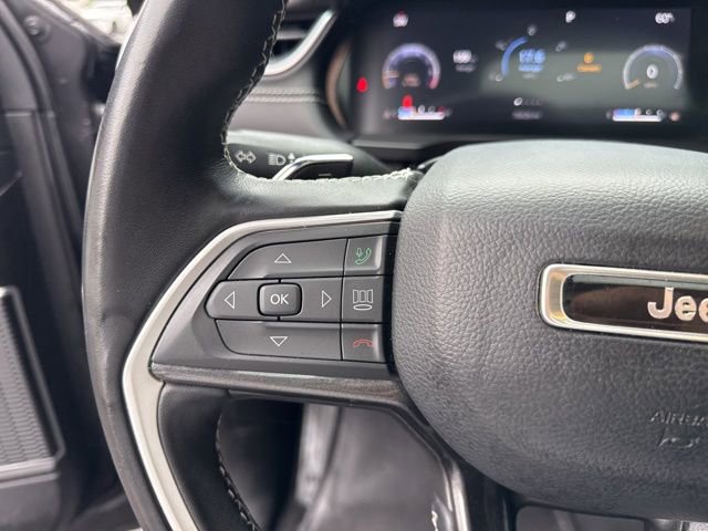 Used 2022 Jeep Grand Cherokee L Laredo AWD/4WD image 23