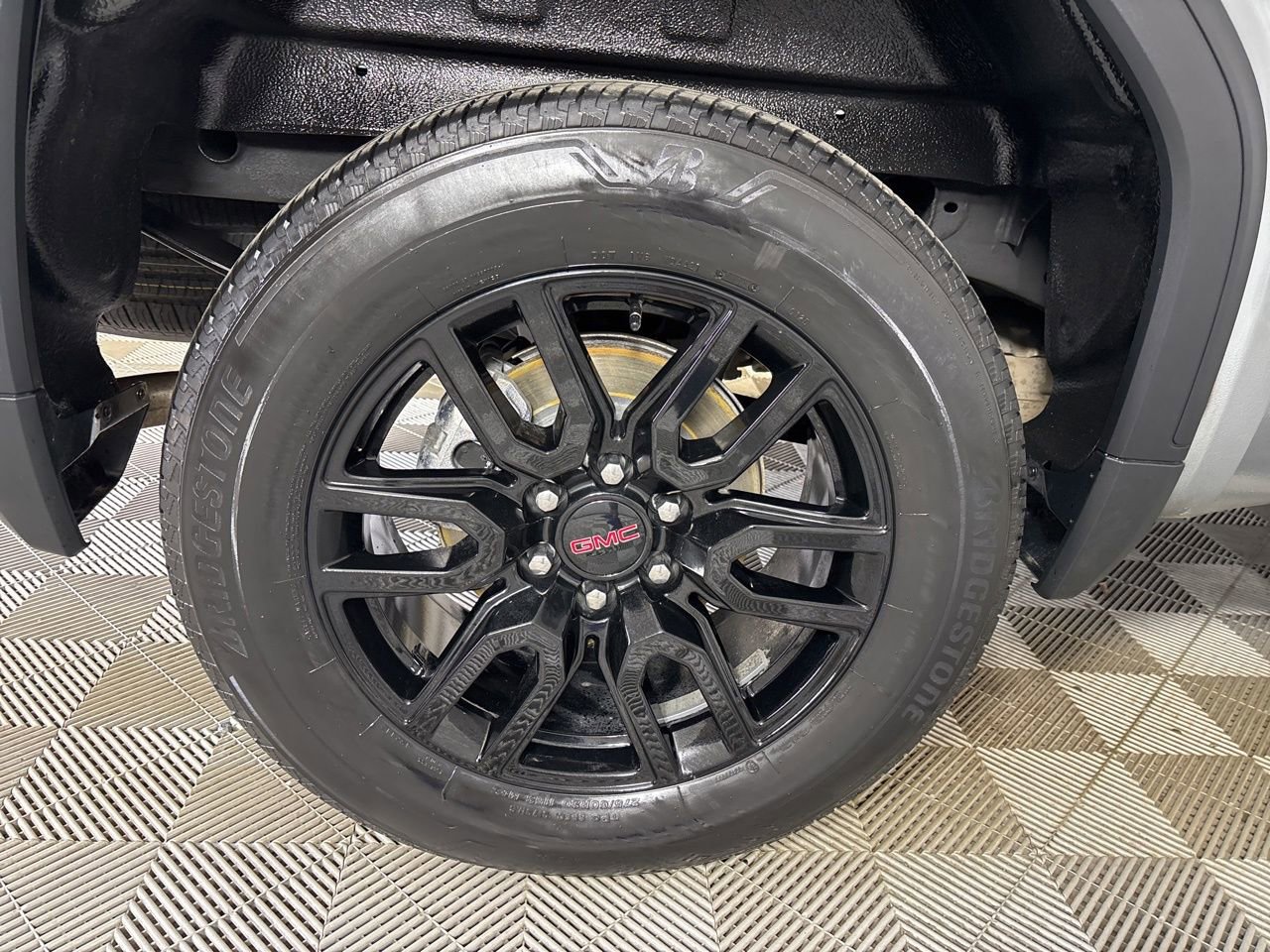 Used 2024 GMC Sierra 1500 Elevation AWD/4WD image 28