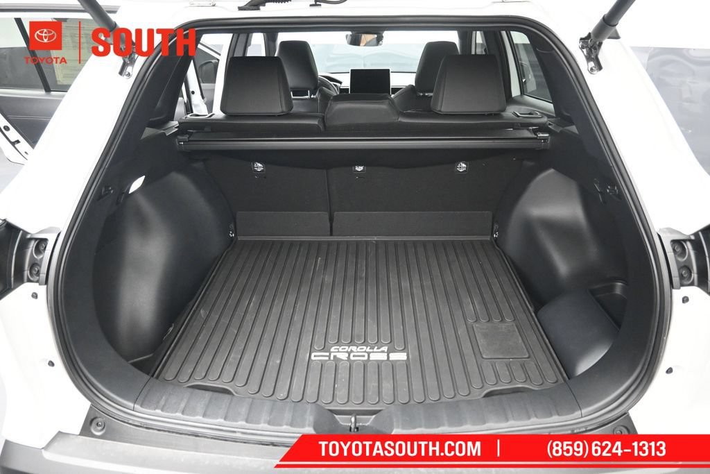 Used 2026 Toyota Corolla Cross AWD Hybrid w/ Convenience Package image 31