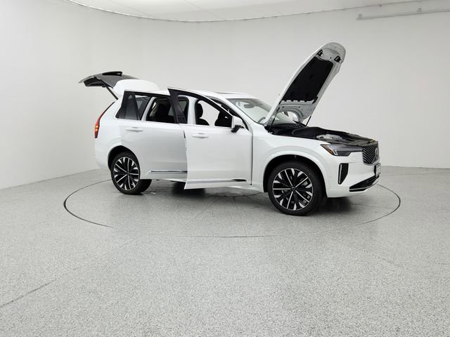 New 2025 Volvo XC90 T8 Ultra w/ Protection Package Premier image 10