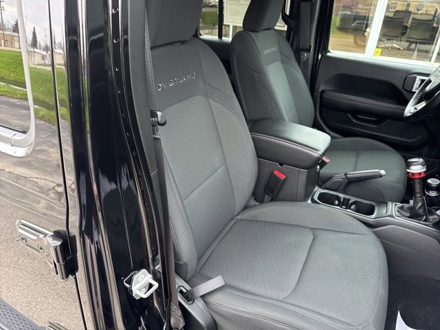 Certified 2022 Jeep Gladiator Overland AWD/4WD image 37