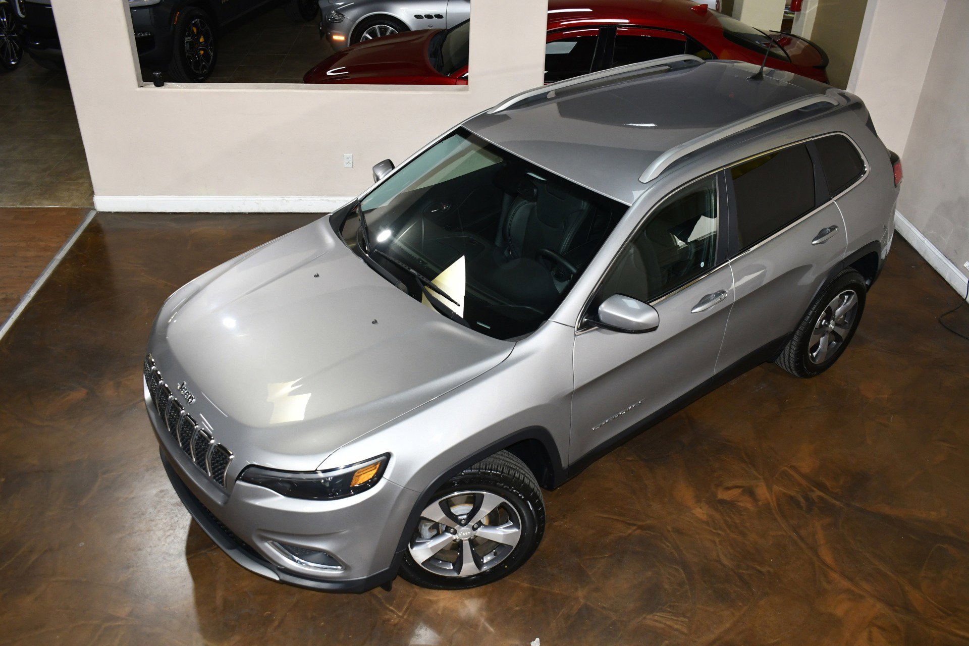 Used 2019 Jeep Cherokee Limited image 74