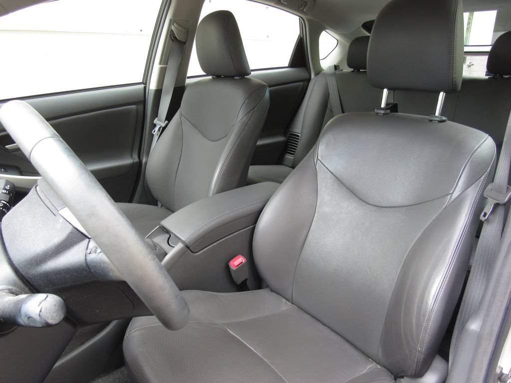 Used 2010 Toyota Prius Four w/ Solar Roof Pkg FWD image 11