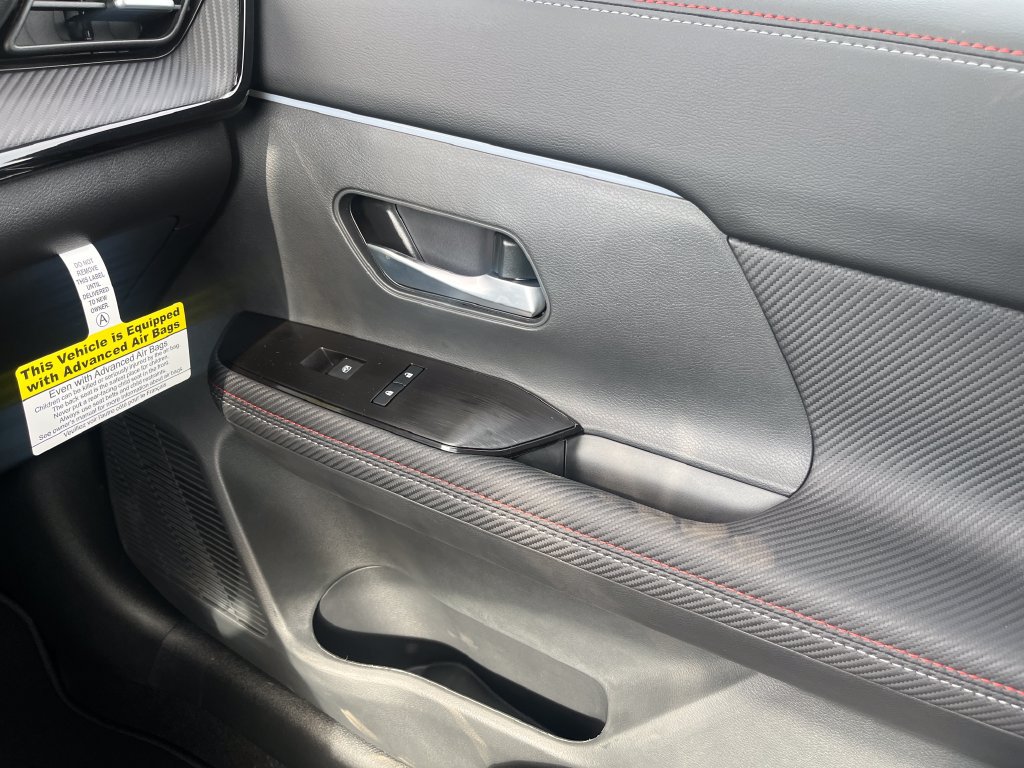 New 2027 Nissan Kicks SR w/ SR Premium Package FWD image 45
