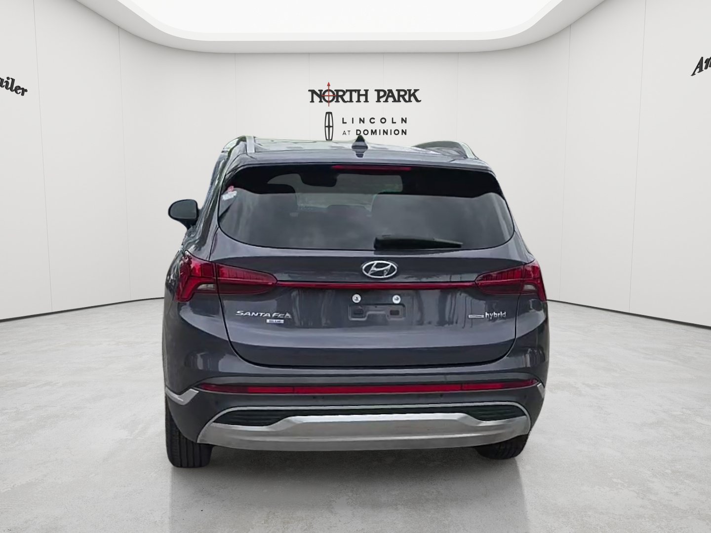 Used 2021 Hyundai Santa Fe Blue AWD/4WD image 4