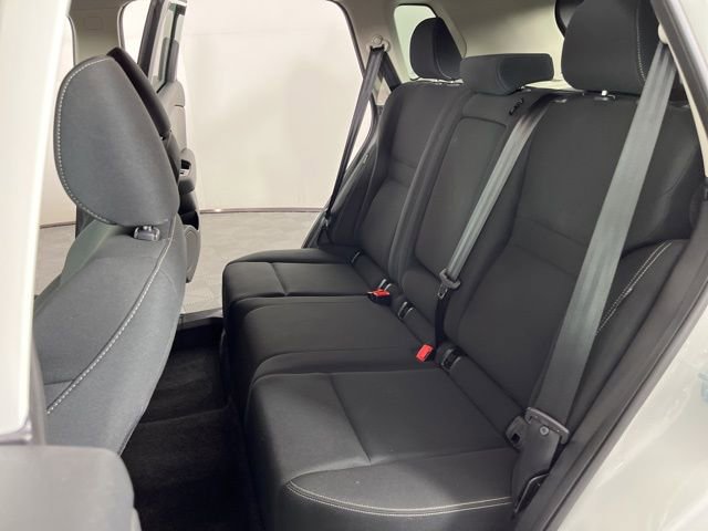 Used 2024 Nissan Rogue S image 41