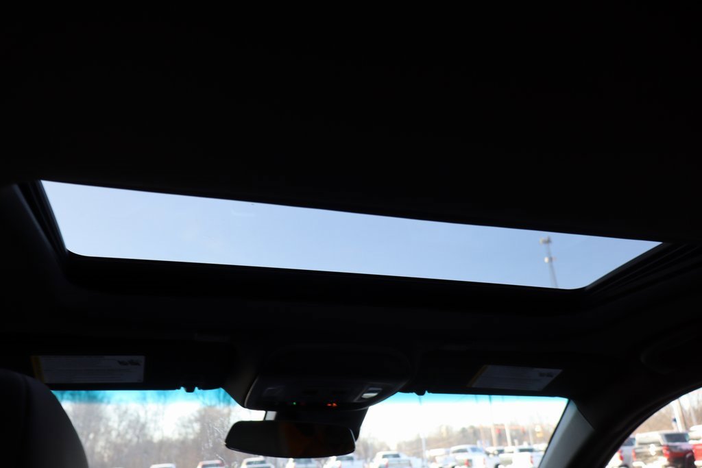 Used 2025 Cadillac CT4 Premium Luxury image 26