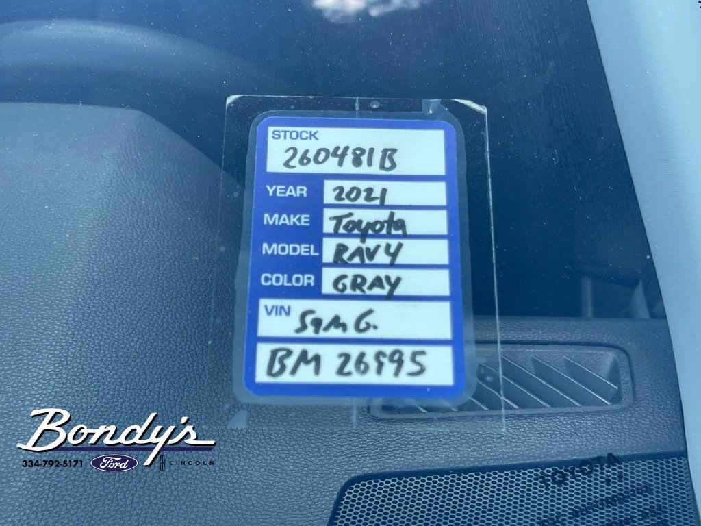 Used 2021 Toyota RAV4 XLE AWD/4WD image 21
