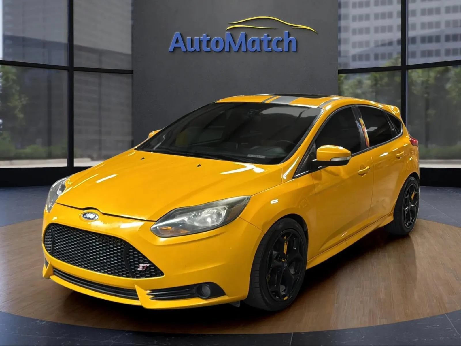 Used 2013 Ford Focus ST FWD image 4