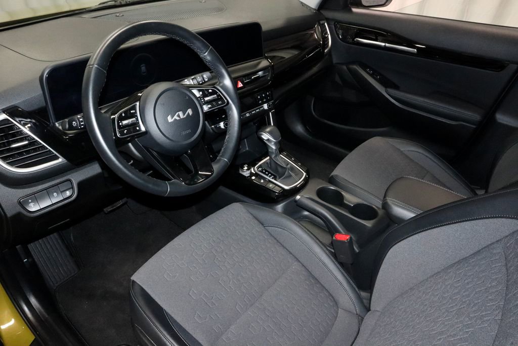 Used 2024 Kia Seltos S AWD/4WD image 26