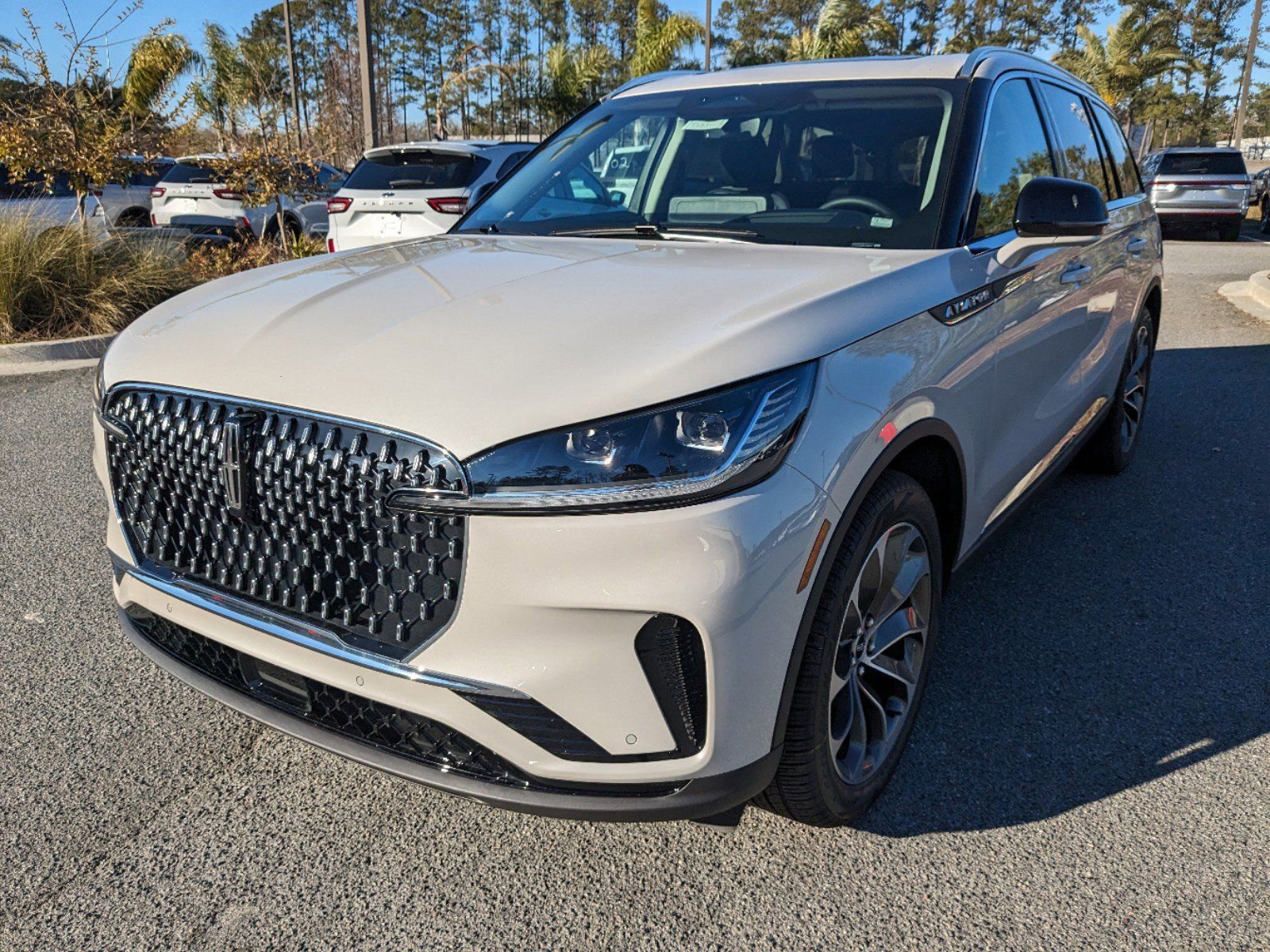 New 2025 Lincoln Aviator Reserve w/ Illumination Package image 9