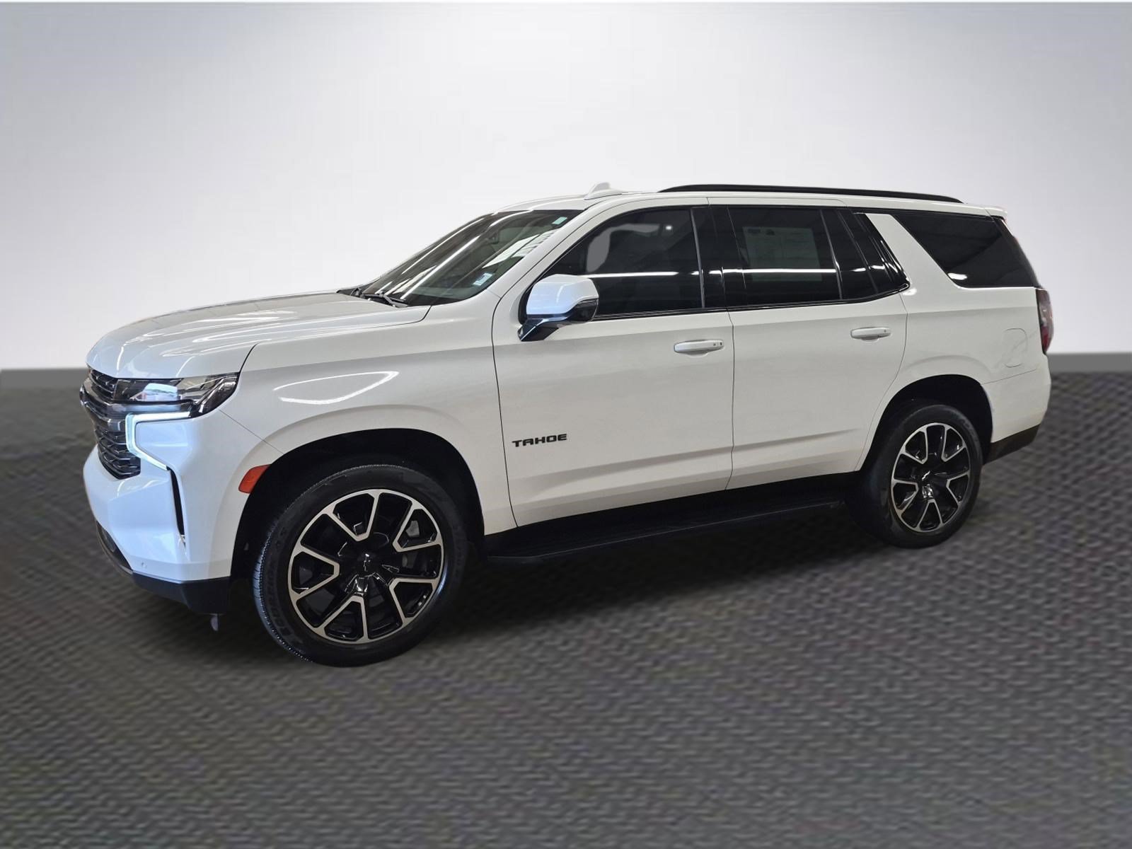 Used 2022 Chevrolet Tahoe RST w/ Sport Performance Package RWD image 2