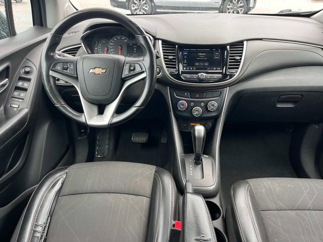 Used 2018 Chevrolet Trax LT w/ LT Convenience Package image 15
