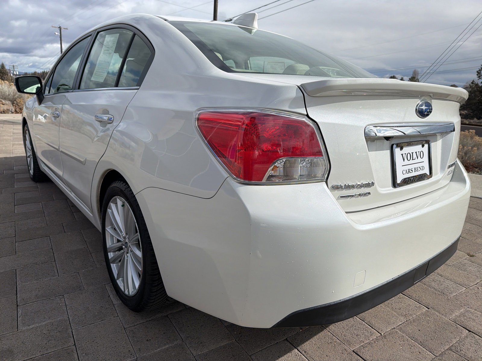 Used 2016 Subaru Impreza 2.0i Limited image 4