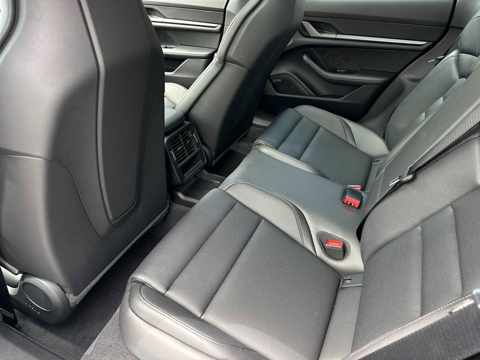 New 2025 Porsche Taycan image 14