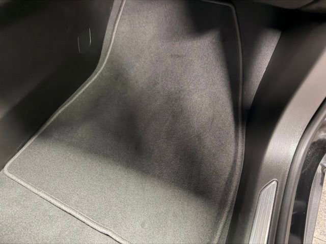 Used 2025 Cadillac XT5 Premium Luxury image 31