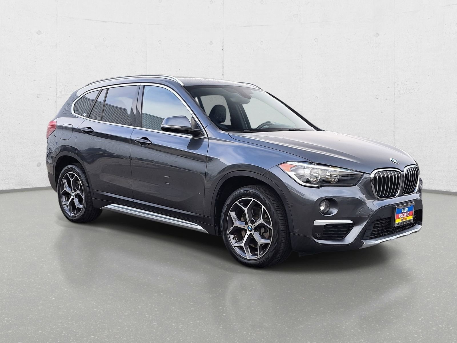 Used 2018 BMW X1 sDrive28i image 3